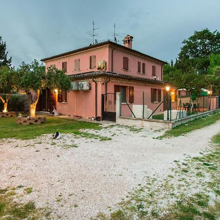 Casa Di Marco E Kaila Hotell Tavullia Exteriör bild