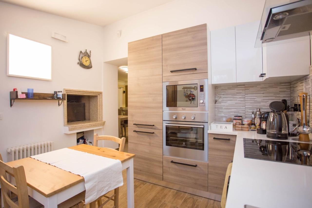 Casa Di Marco E Kaila Hotell Tavullia Exteriör bild